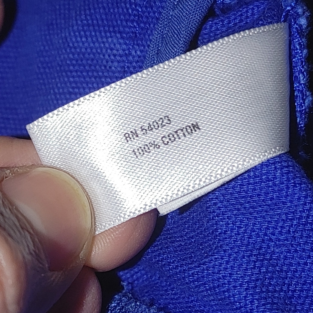GAP Royal Blue Chino Shorts. Size 4. - Picture 6 of 9